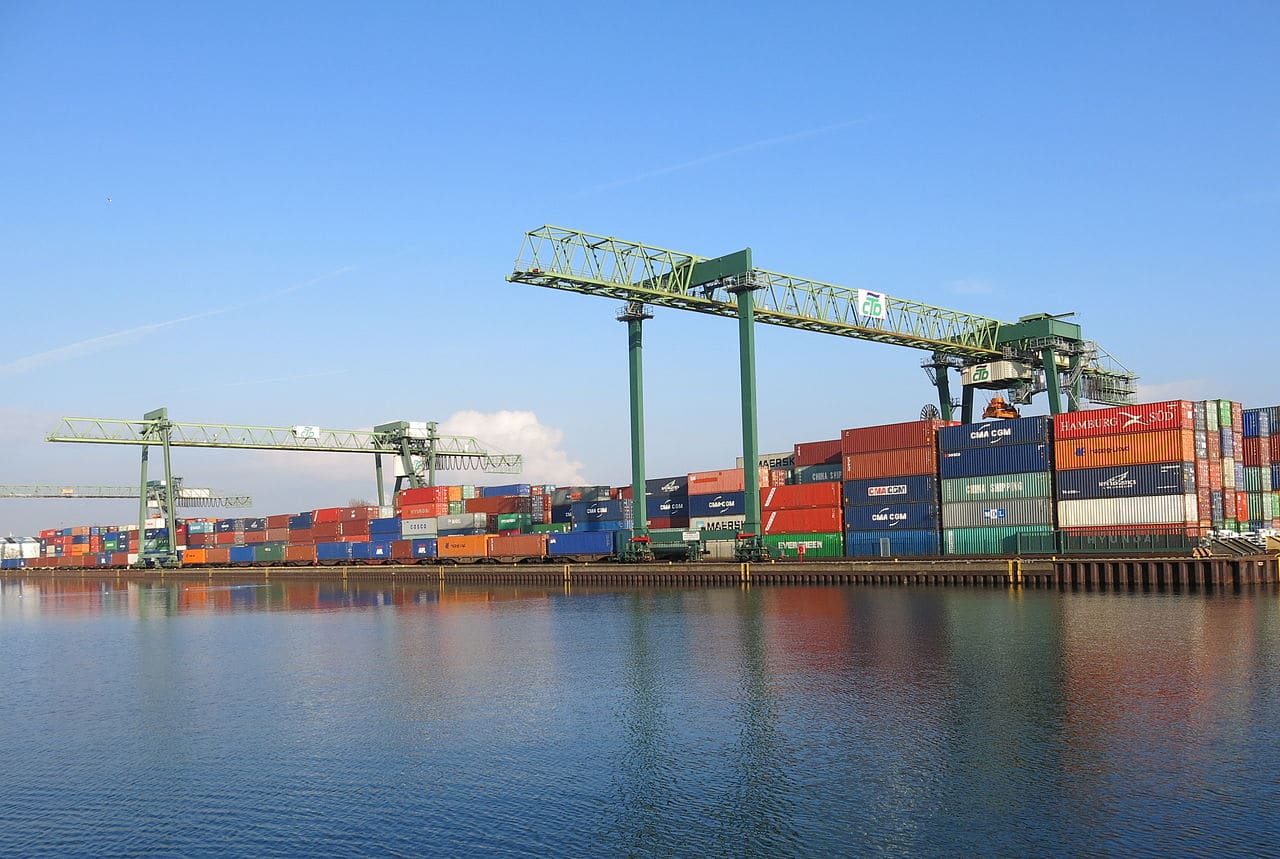 US Ports Poorly Address Environmental Justice Concerns
