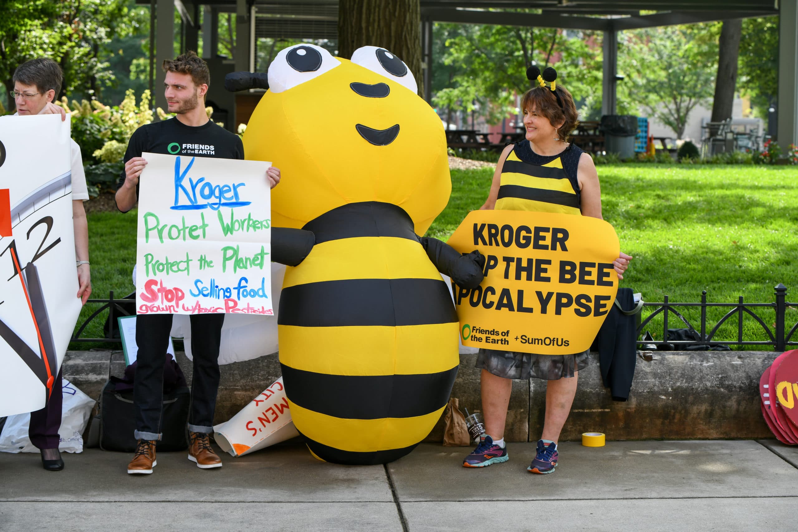 It’s time for Kroger to do better by the bees.